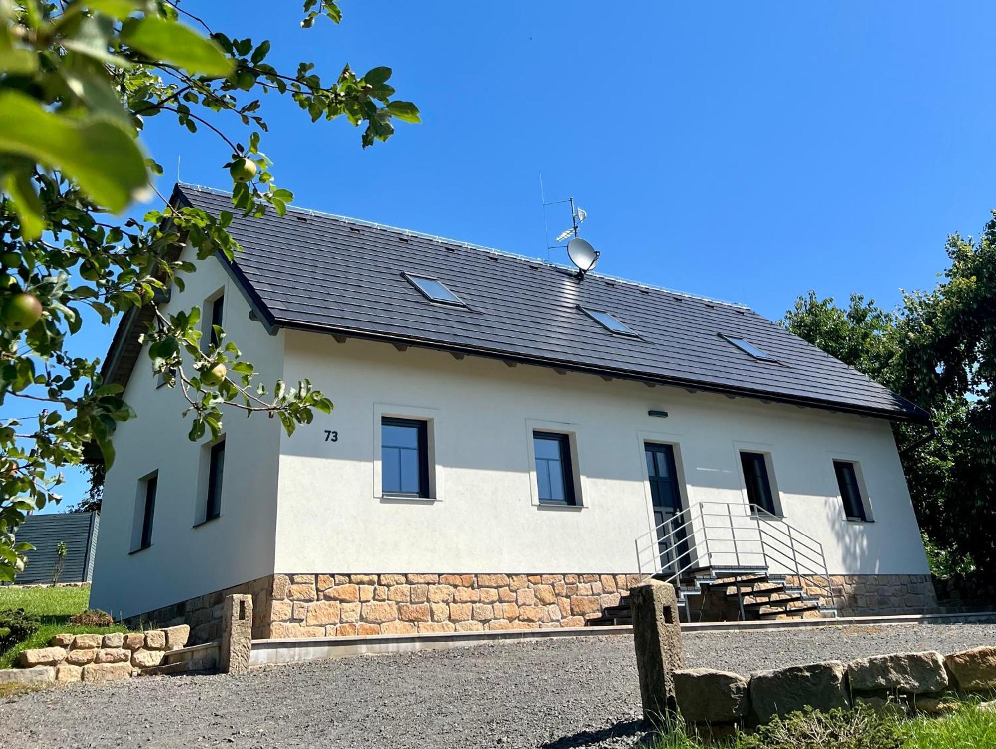 Ubytovani Pod Troskami Rovensko pod Troskami Exterior foto